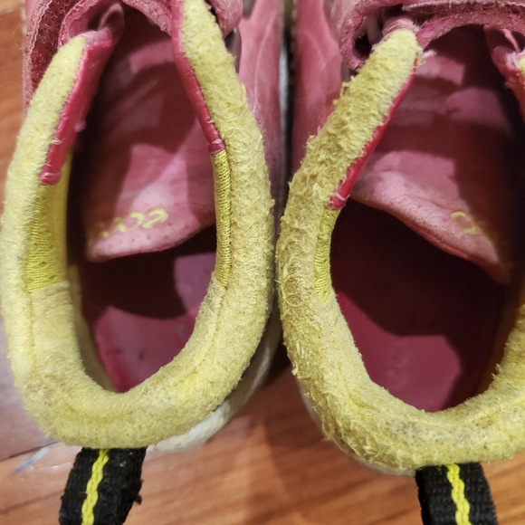 ECCO- Toddler 4.5 - Picture 4 of 7